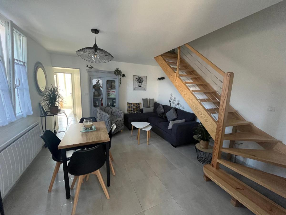 Maison Chaleureuse Avec Terrasse Privative Proche De La Gare Et Du Centre-Ville Rochefort  Buitenkant foto
